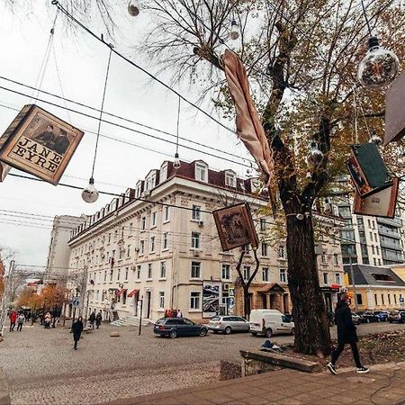 Cathedral Park And Pedestrian Zone Ultracentral Cozy Apartment In Chişinau Exteriör bild