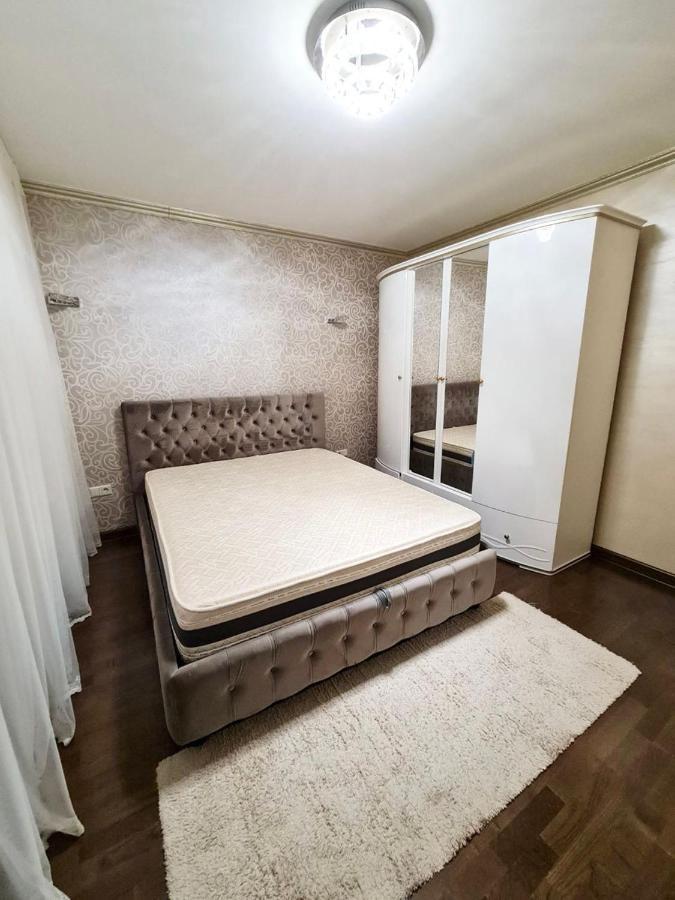 Cathedral Park And Pedestrian Zone Ultracentral Cozy Apartment In Chişinau Exteriör bild