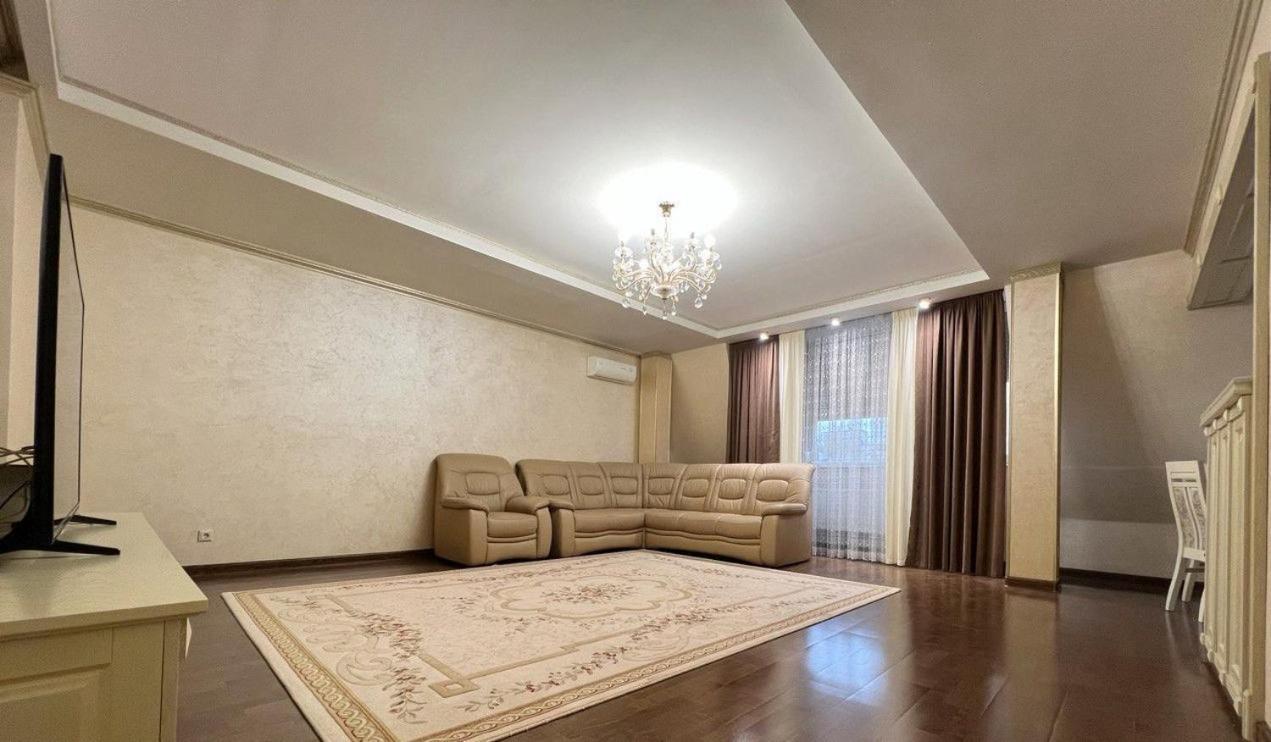 Cathedral Park And Pedestrian Zone Ultracentral Cozy Apartment In Chişinau Exteriör bild