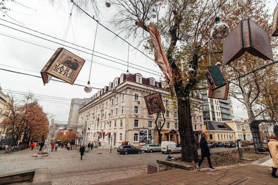 Cathedral Park And Pedestrian Zone Ultracentral Cozy Apartment In Chişinau Exteriör bild